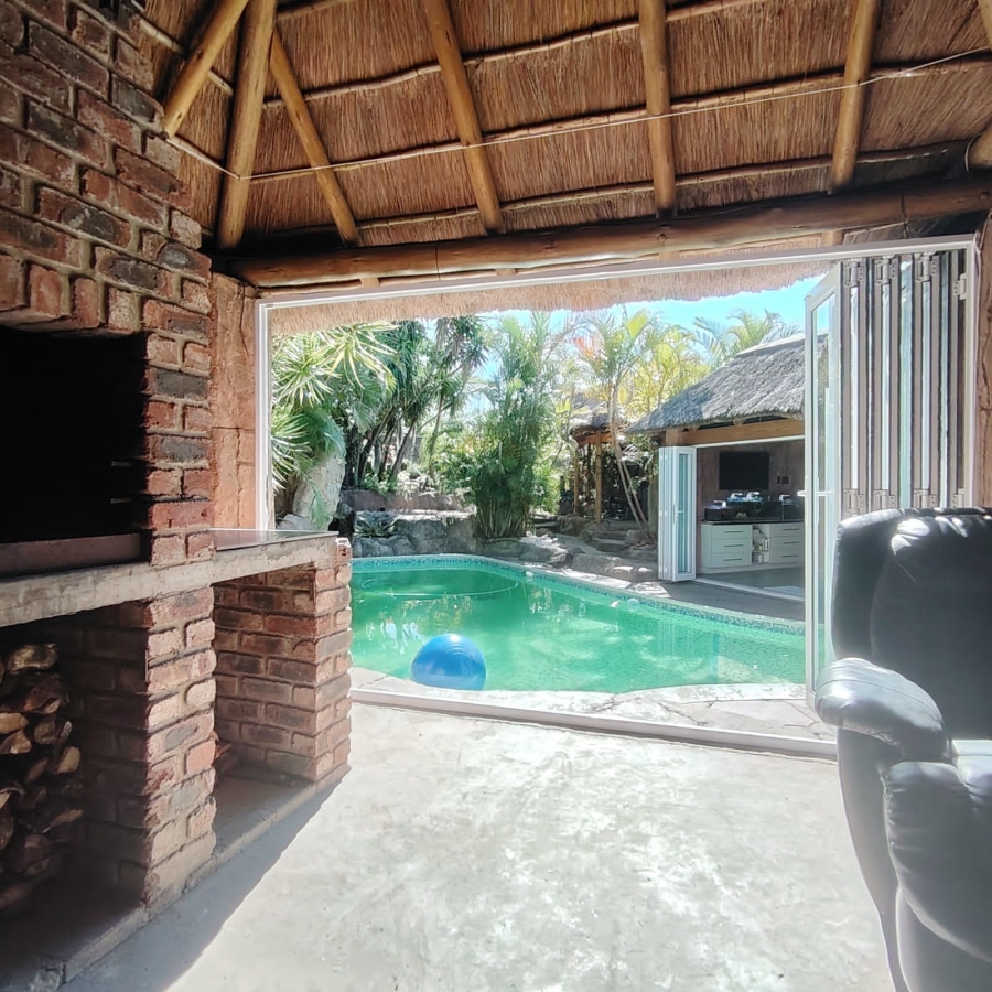 6 Bedroom Property for Sale in Haven Hills Eastern Cape